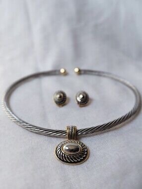 Vintage Two Tone Twisted Cable Jewelry Set Choker Necklace & Clip On Earrings